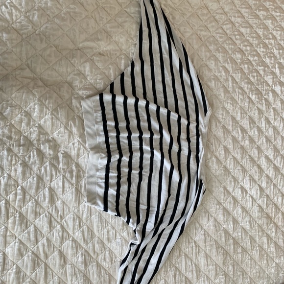 Guess striped crop top - Picture 3 of 3